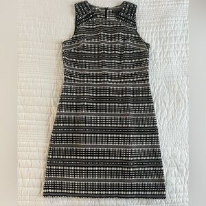 Banana Republic Black & White Geometric Shift Dress